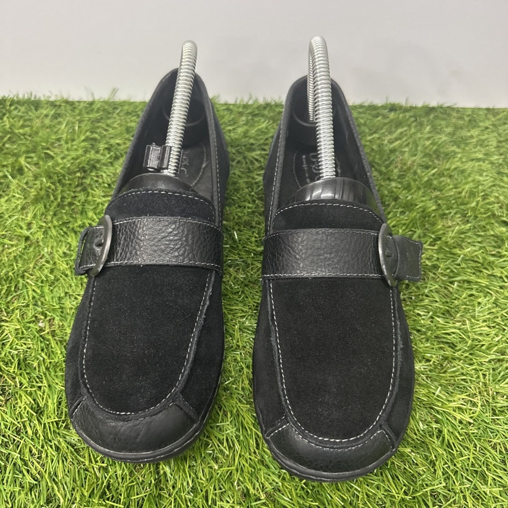 Born b.o. c Womens Erna Loafers Size 7.5 Black Suede Slip On Flat Shoes Buckles - Picture 2 of 7